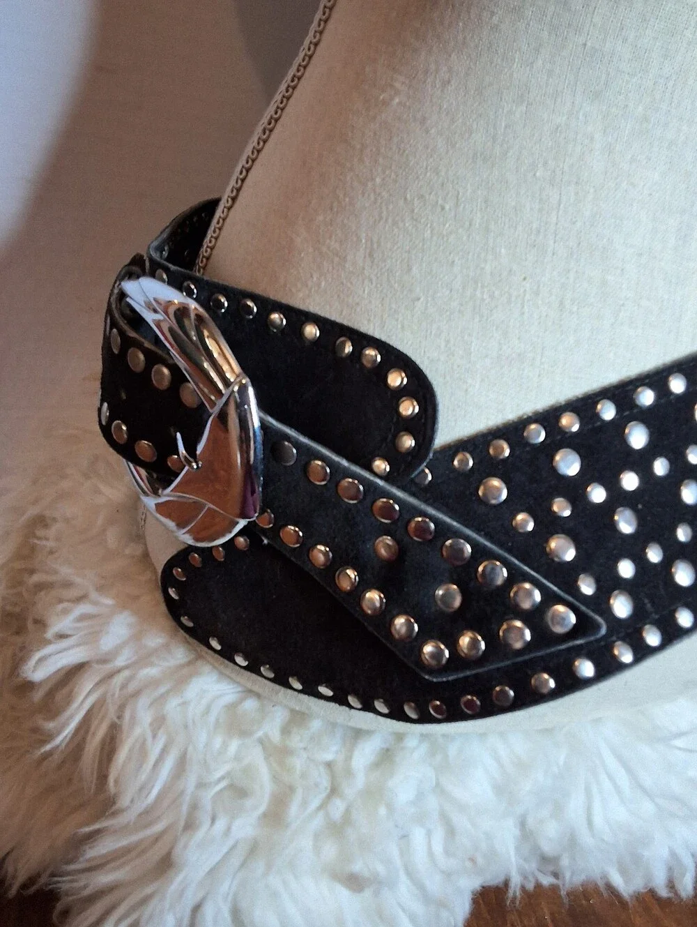 Vintage studs bold